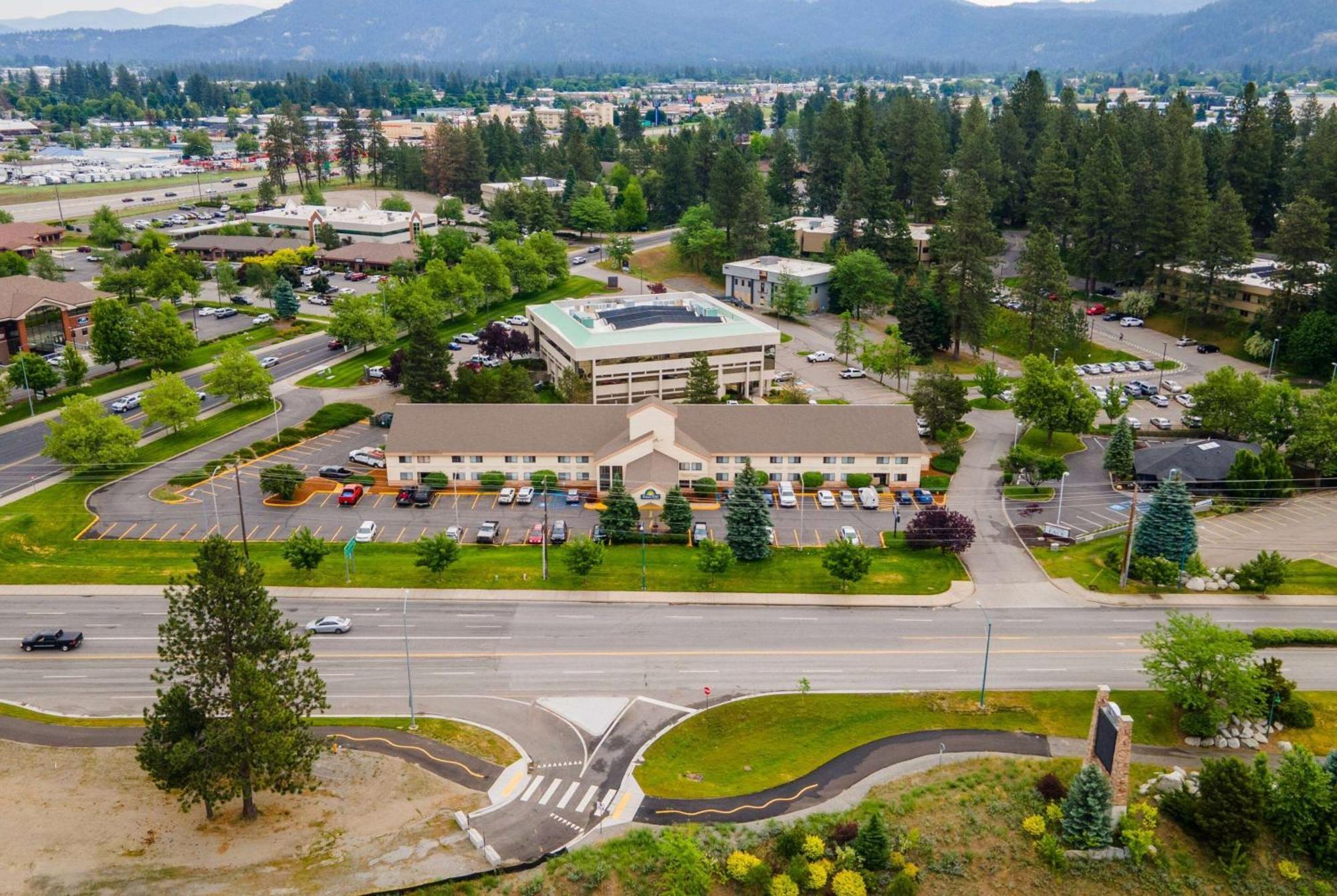 Days Inn By Wyndham Coeur D'Alene Dış mekan fotoğraf